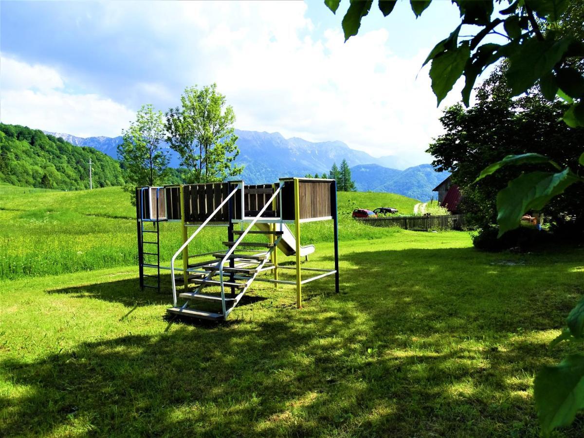 Apartmaji Pr-Gujlu Sela Nad Podmelcem 5220 Tolmin Podmelec Eksteriør billede
