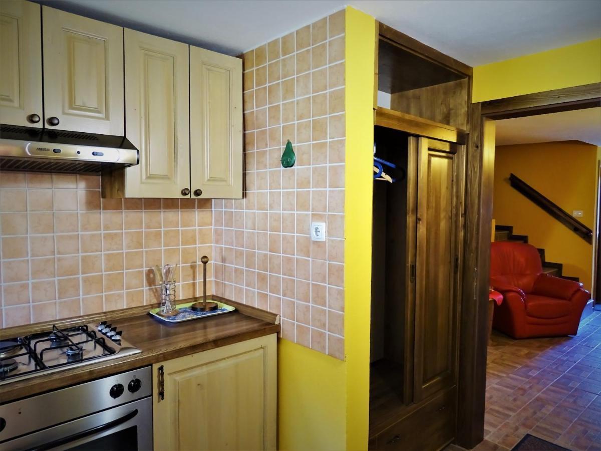 Apartmaji Pr-Gujlu Sela Nad Podmelcem 5220 Tolmin Podmelec Eksteriør billede